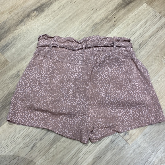 Thread & Supply Paperbag Waist Shorts - Picture 6 of 9